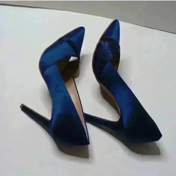 Navy Vince Camuto Heels with Sparkly - Picture 5 of 16